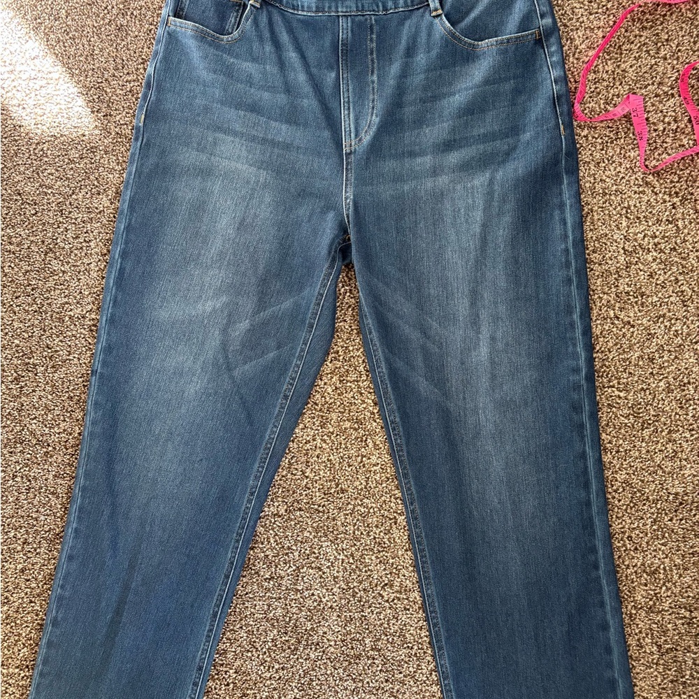 HALARA Women’s Relaxed Straight Denim Jeans in Blue